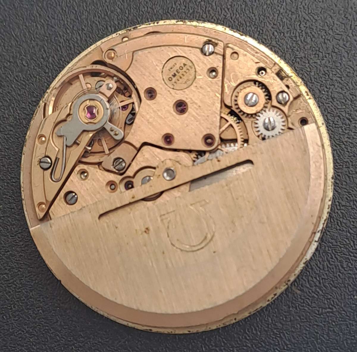 Vintage 1979's Omega Geneve 1012 Automatic Movement-Not working- for spares