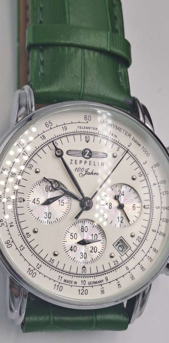 Un-Used Men's Zeppelin 100 Jahre Quartz Chronograph watch with green Leather strap