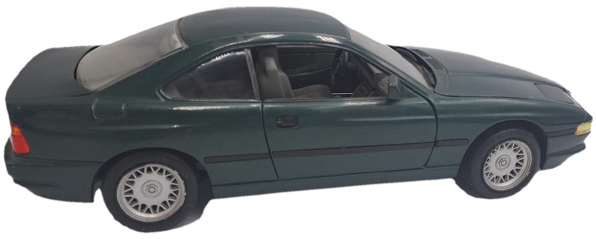 Die cast ROAD TOUGH No.92028 BMW 850i Scale 1/18- No BOX