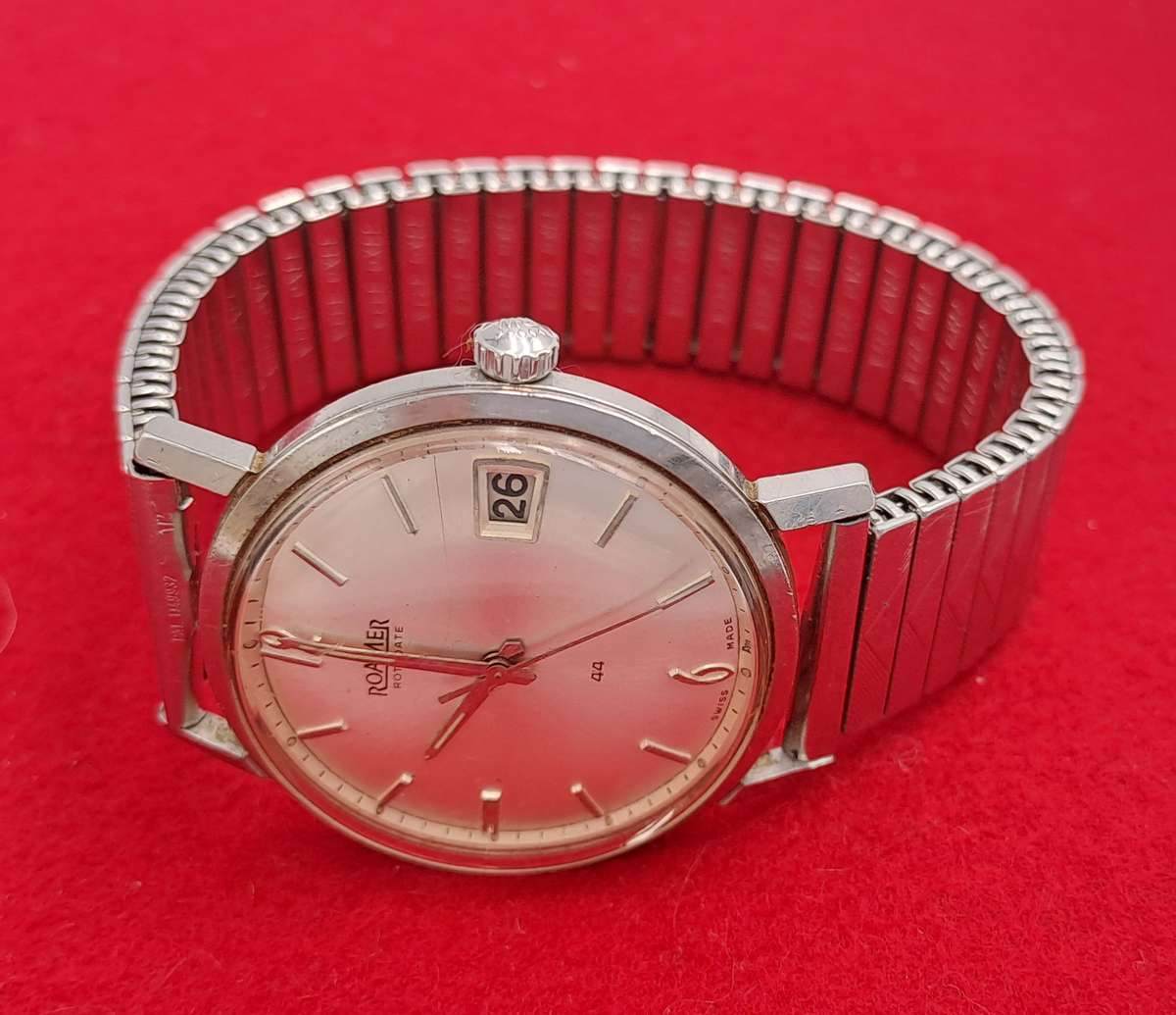 Vintage Swiss Made Roamer Rotodate Mechanical Watch -Working- Boxed