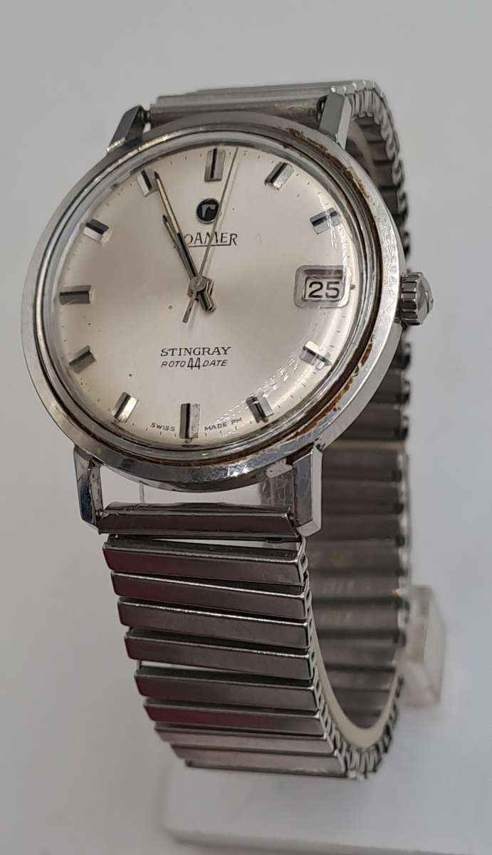Vintage Swiss Made Roamer Stingray Rotodate Mechanical watch  -NOT Working