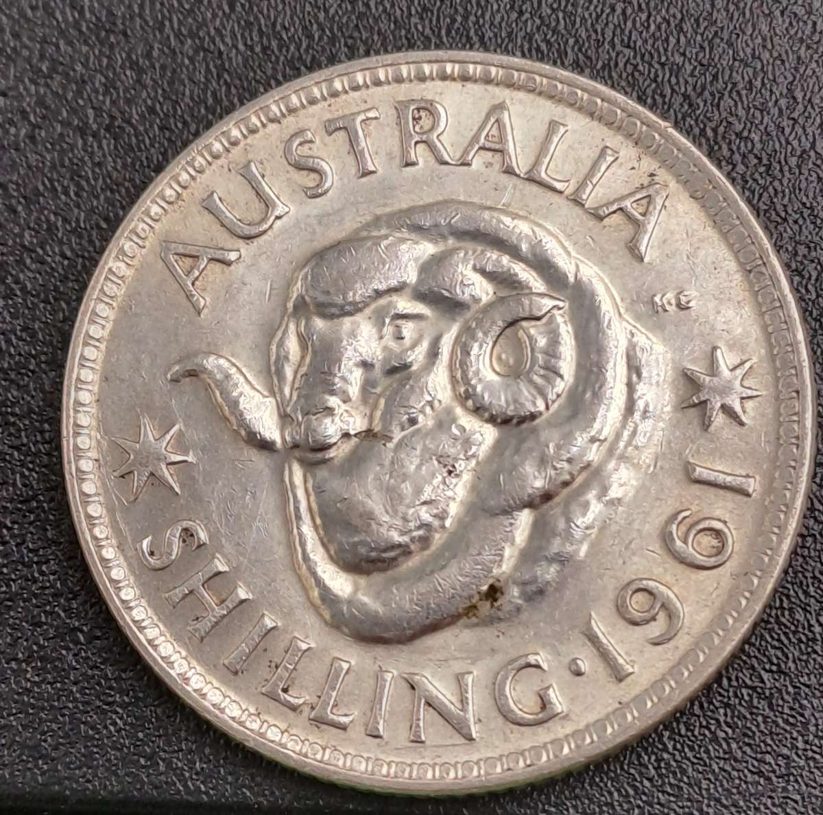 1961 Australia Silver 1 Shilling - Elizabeth II 1st Portrait