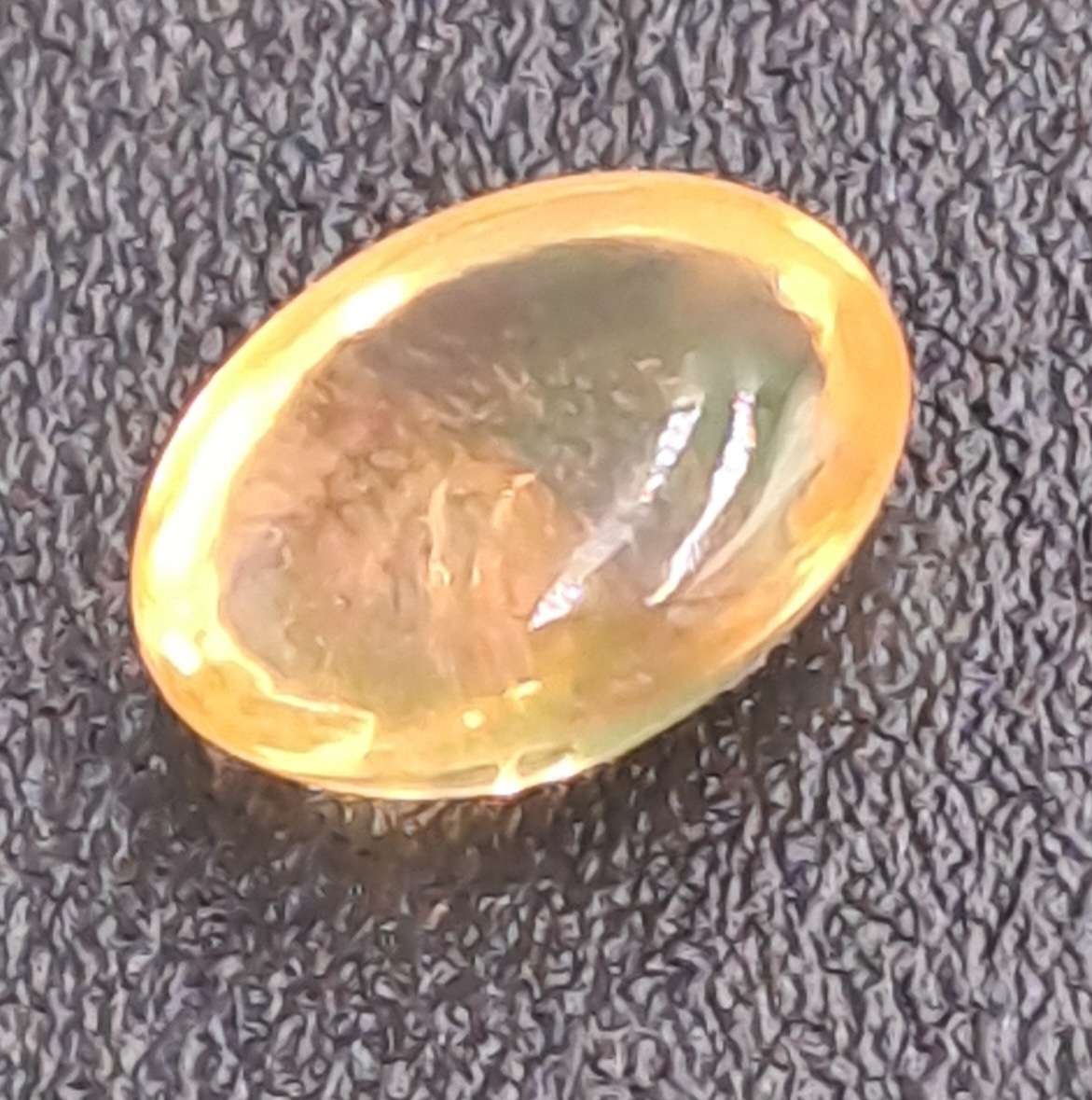 2 Opal Gemstones 7x5mm -0,15ct  and  8x6mm