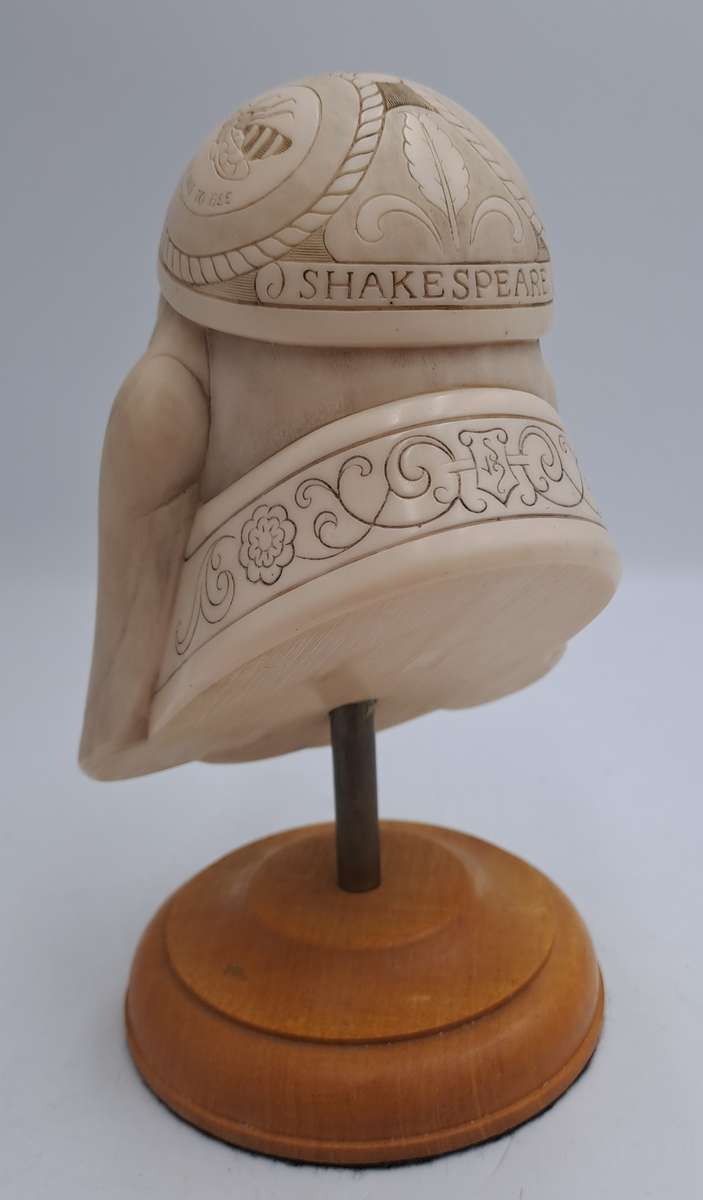 SUPER RARE!!! Original John Biccard Shakespeare Statue on Plinth-Crushed Marble 15cm tall