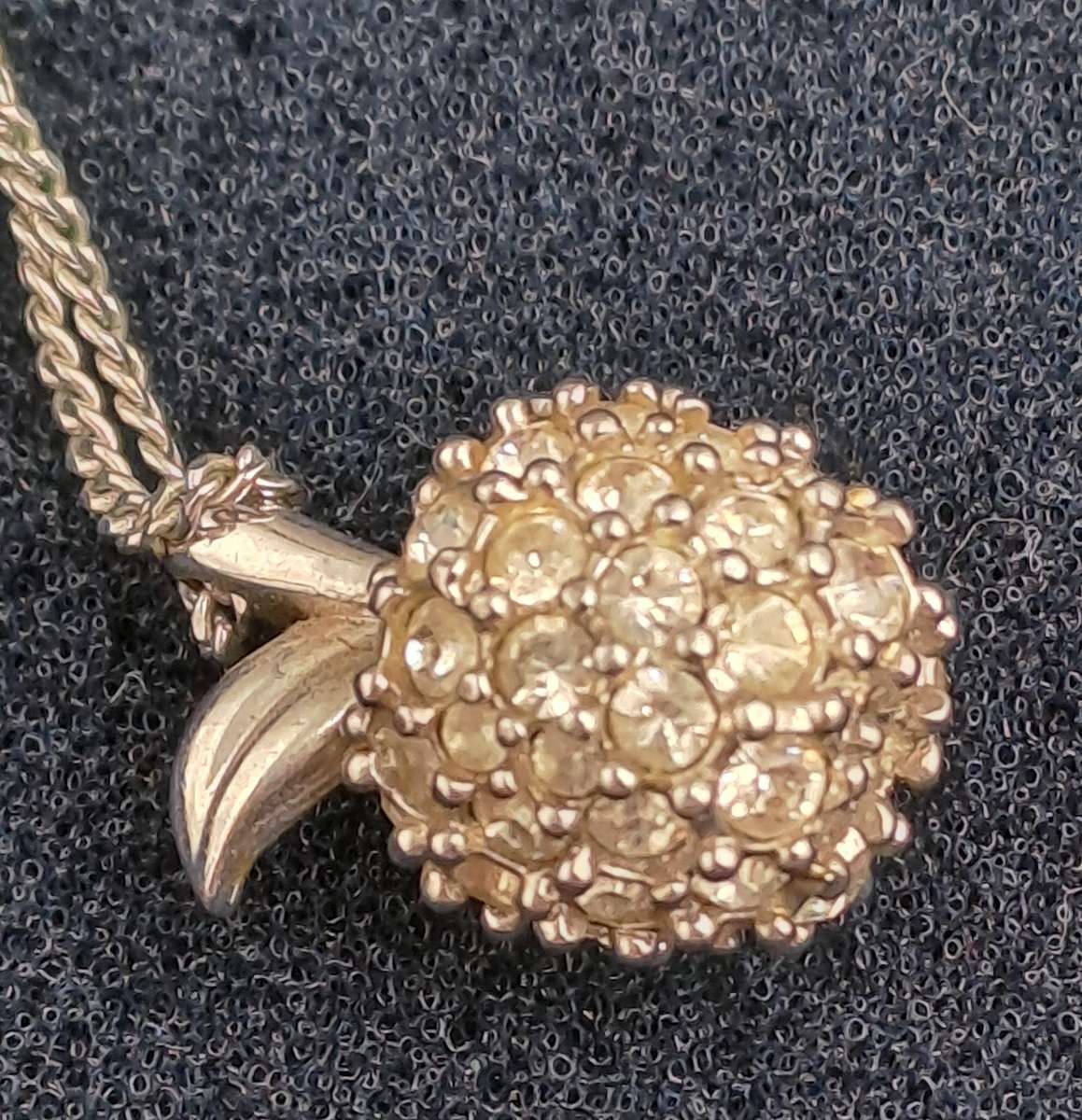 Pre-owned Swarovski Glitter Apple Necklace in Box