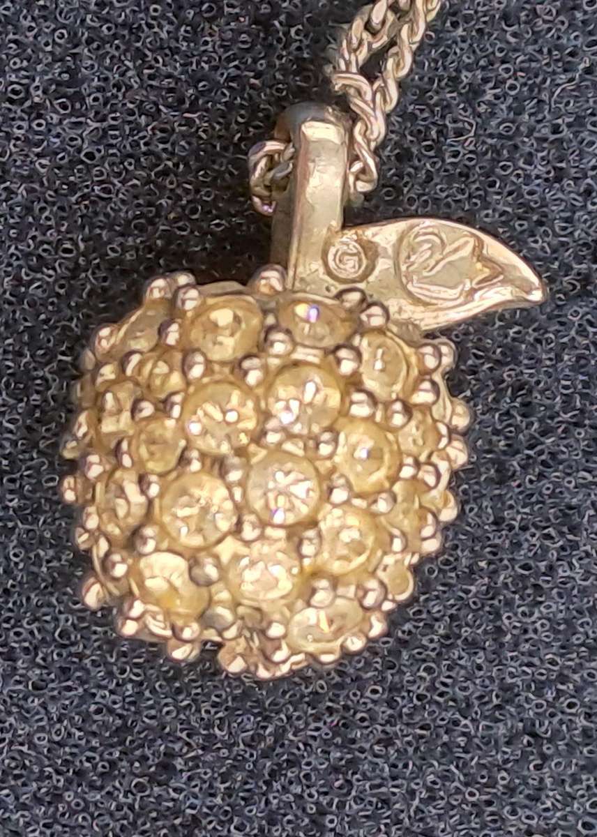 Pre-owned Swarovski Glitter Apple Necklace in Box