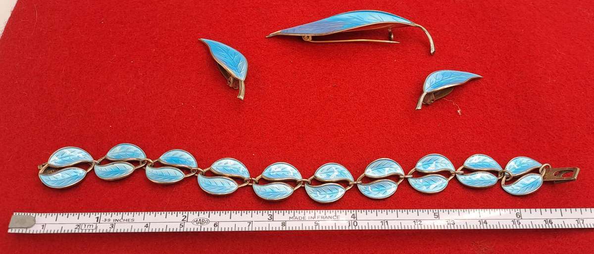 Vintage David Andersen Norway Sterling Silver & Enameled Leaf Designed Bracelet Earrings& Brooch set