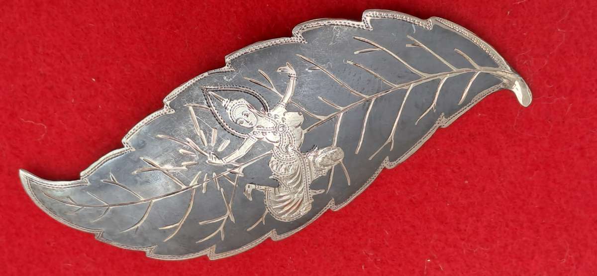 Large Vintage SIAM Sterling Silver Neillo Goddess Leaf Pin Brooch