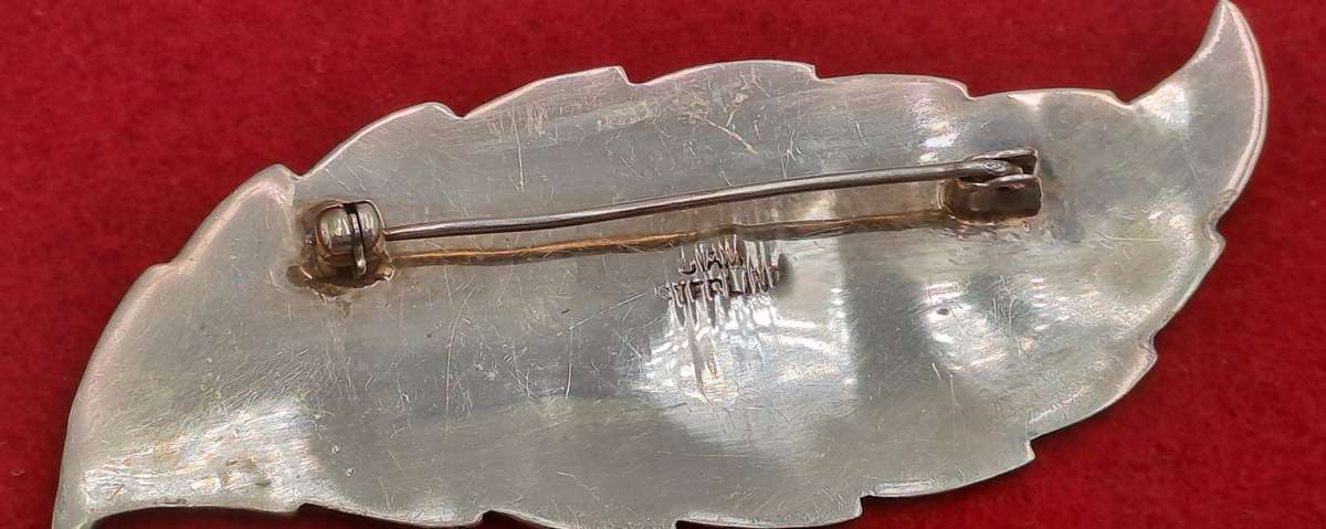 Large Vintage SIAM Sterling Silver Neillo Goddess Leaf Pin Brooch