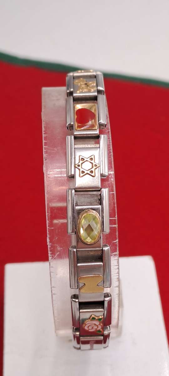 Pre-owned Nomination Bracelet -Italy -with 8 Charms