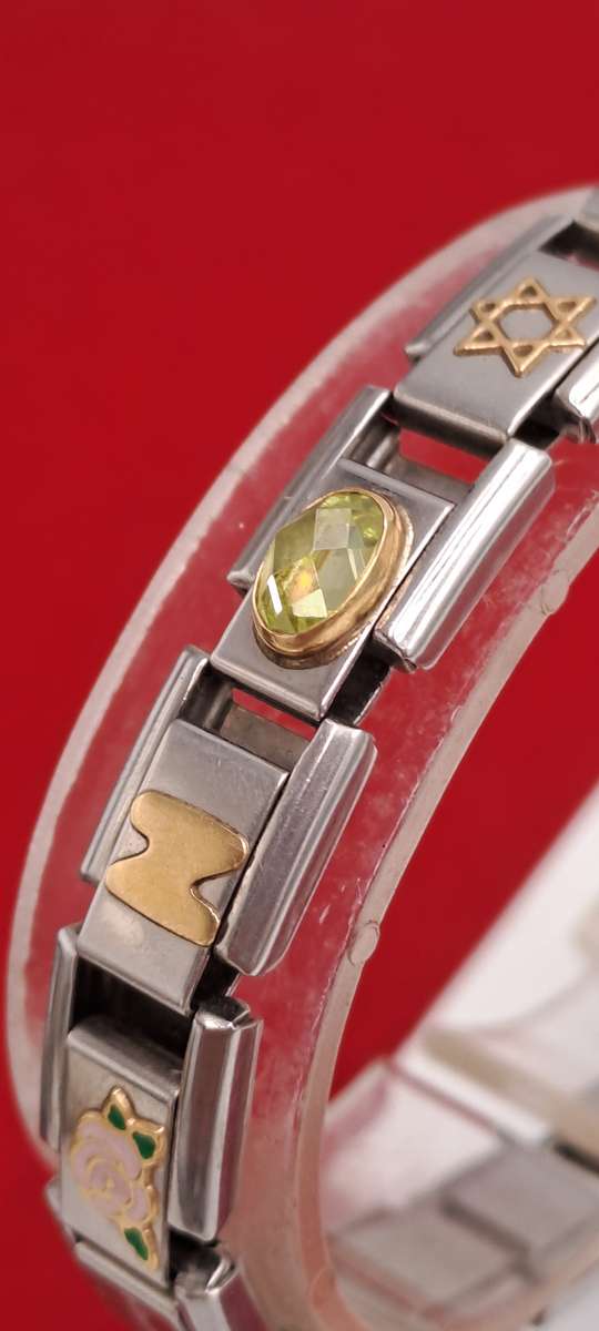 Pre-owned Nomination Bracelet -Italy -with 8 Charms