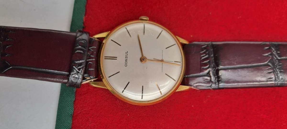 Vintage CONSUL Swiss Made Mechanical Men's Watch -Working