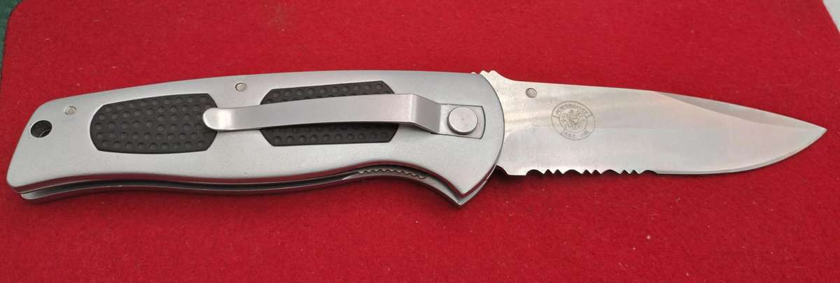 Smith & Wesson Performance R.O.C 440 -S.W.A.T First Millennium Run Folding Knife