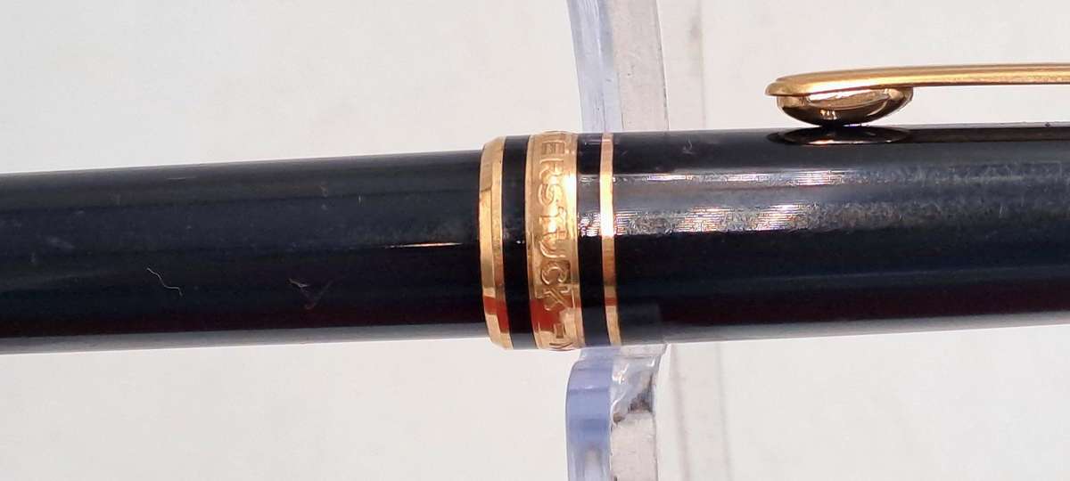 Pre-Owned Montblanc Meisterstück Gold-Coated Ballpoint Pen-SN EH2355967 -Ink is Dry -No Box