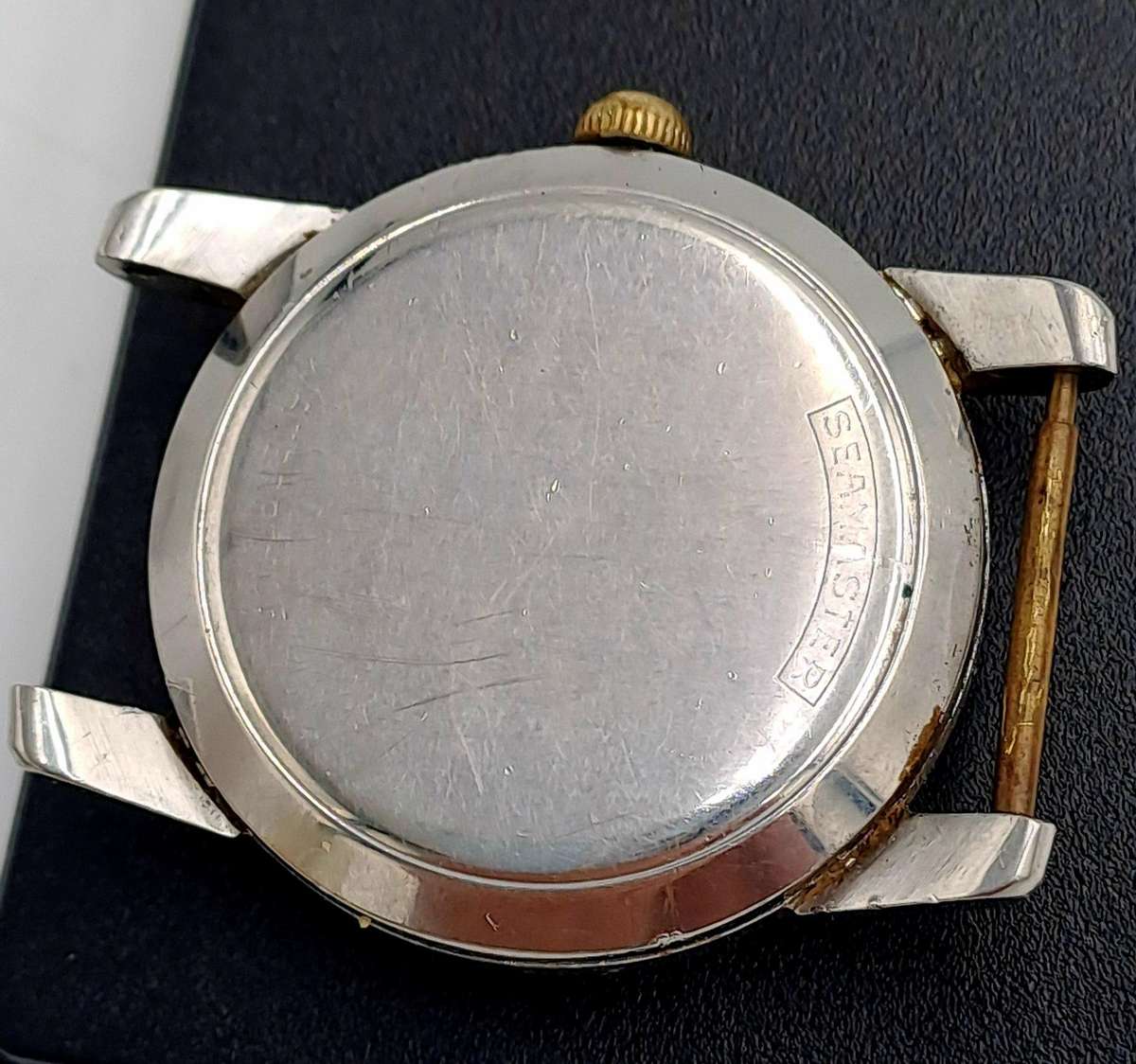 Vintage 1950's  Omega Seamaster NOT working for Spares or repairs 420 MOVEMENT sn 13939273