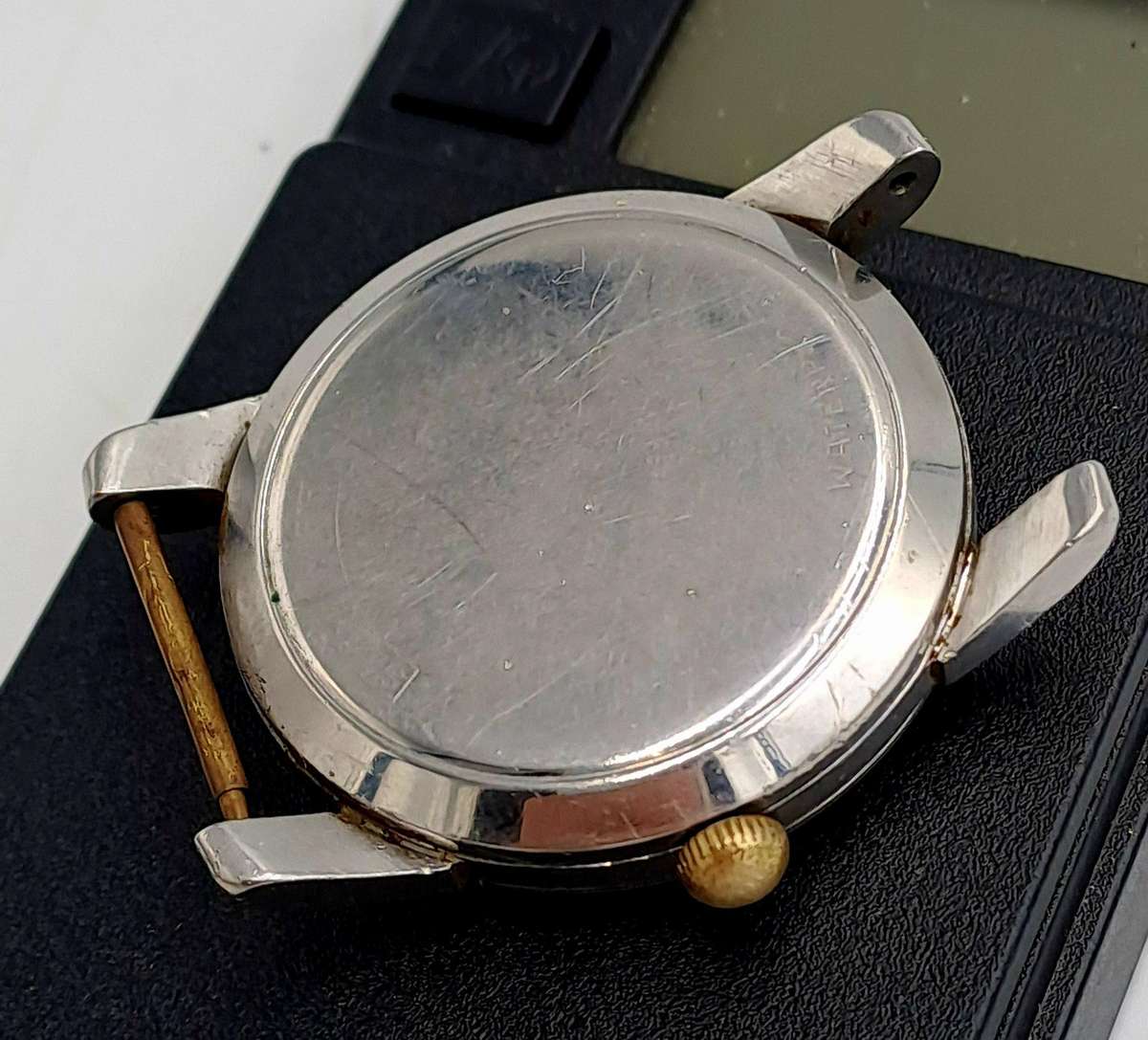 Vintage 1950's  Omega Seamaster NOT working for Spares or repairs 420 MOVEMENT sn 13939273