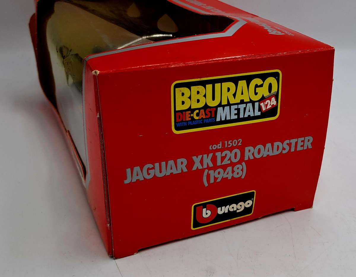 Burago 1.24 Jaguar XK 120 Roadster (1948) British Racing Green-Die-Cast