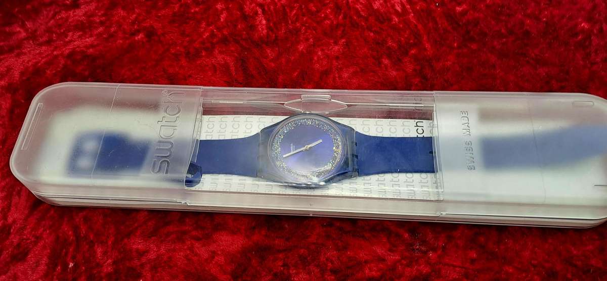 Pre-owned 2019 SWISS SWATCH BLUSPARKELS Ladies Watch -Working (strap need new loop)