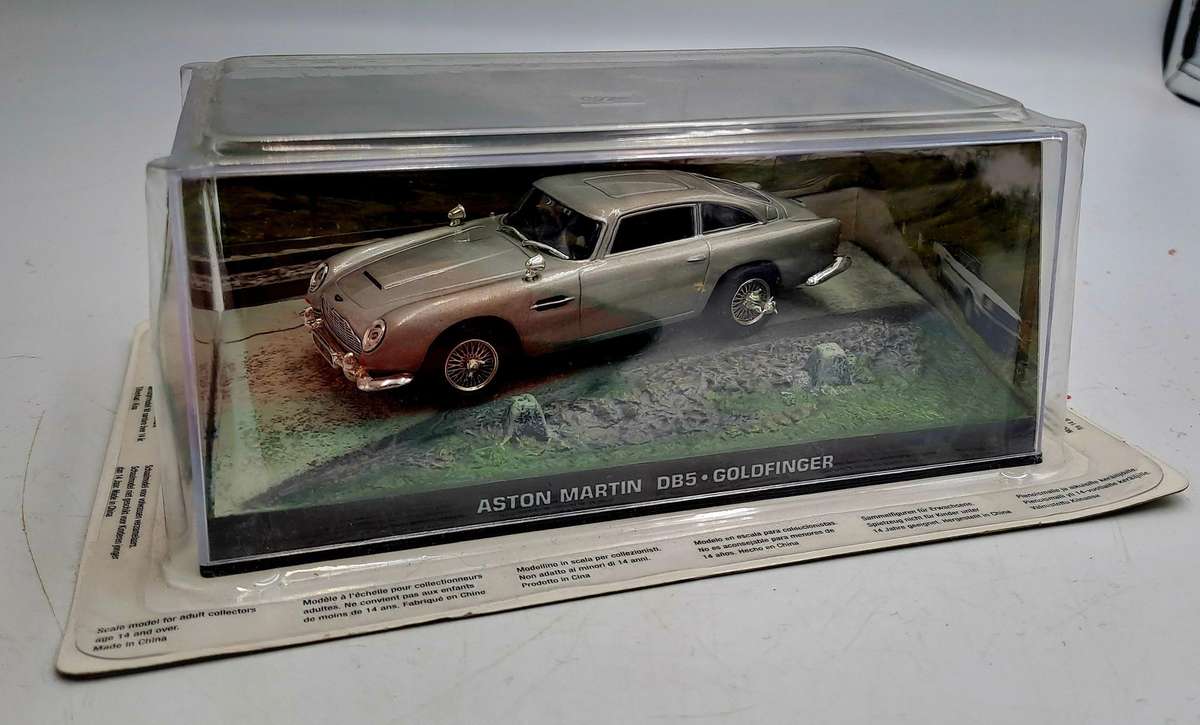 2007 GE Fabbri Ltd 007 Austin Martin DB5 - Goldfinger 1/43 scale- Die Cast