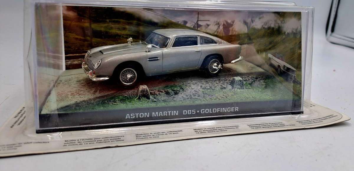 2007 GE Fabbri Ltd 007 Austin Martin DB5 - Goldfinger 1/43 scale- Die Cast