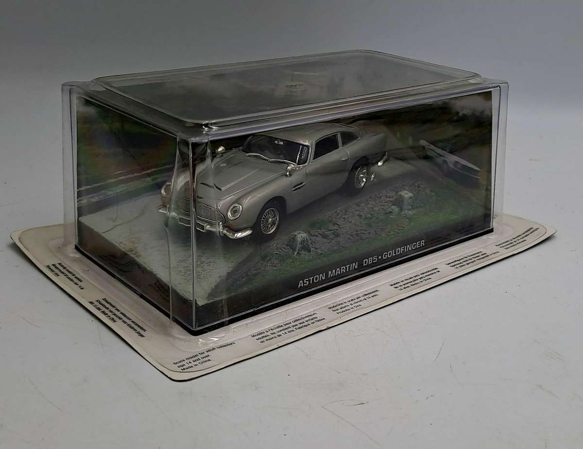 2007 GE Fabbri Ltd 007 Austin Martin DB5 - Goldfinger 1/43 scale- Die Cast