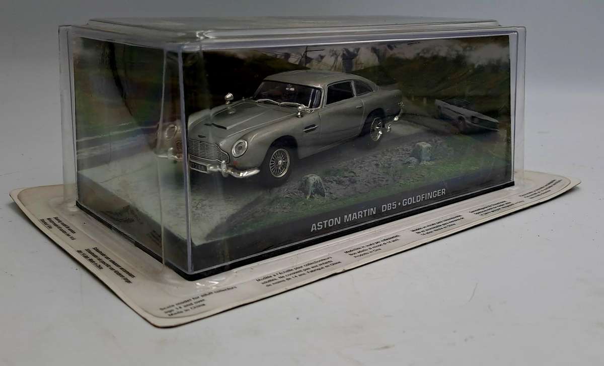 2007 GE Fabbri Ltd 007 Austin Martin DB5 - Goldfinger 1/43 scale- Die Cast