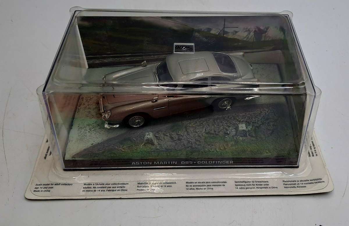 2007 GE Fabbri Ltd 007 Austin Martin DB5 - Goldfinger 1/43 scale- Die Cast