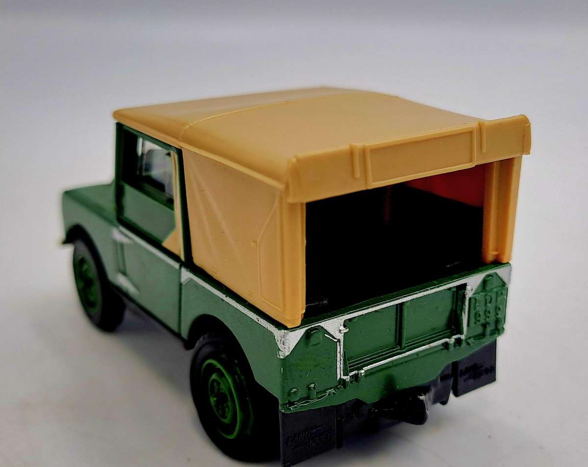 1989 Matchbox Dinky 1/43 Scale DY-9 - 1949 Land Rover Series 1 Made in Macau-Soft Top