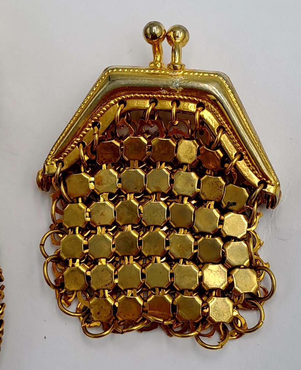2 Vintage Chainmail Small Coin Purses Gold Tone, Victorian era, Filigree, Ornate