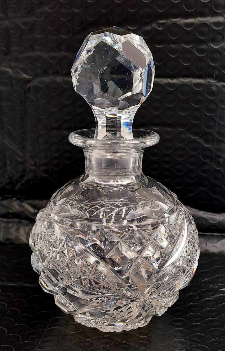 Antique Edwardian Cut Glass Perfume or Scent Bottle
