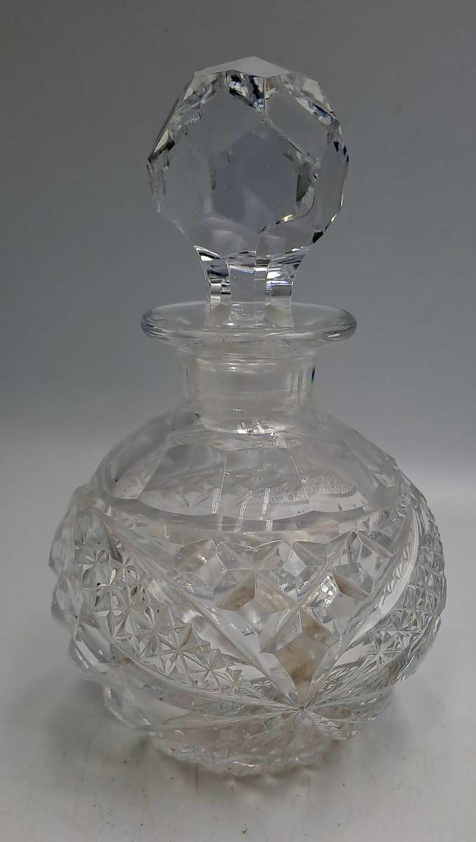 Antique Edwardian Cut Glass Perfume or Scent Bottle