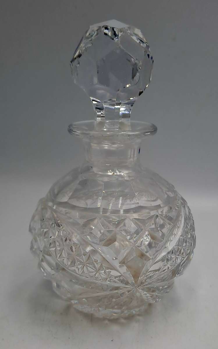 Antique Edwardian Cut Glass Perfume or Scent Bottle
