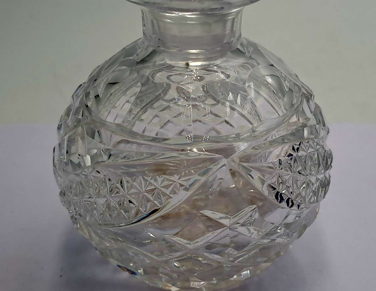 Antique Edwardian Cut Glass Perfume or Scent Bottle