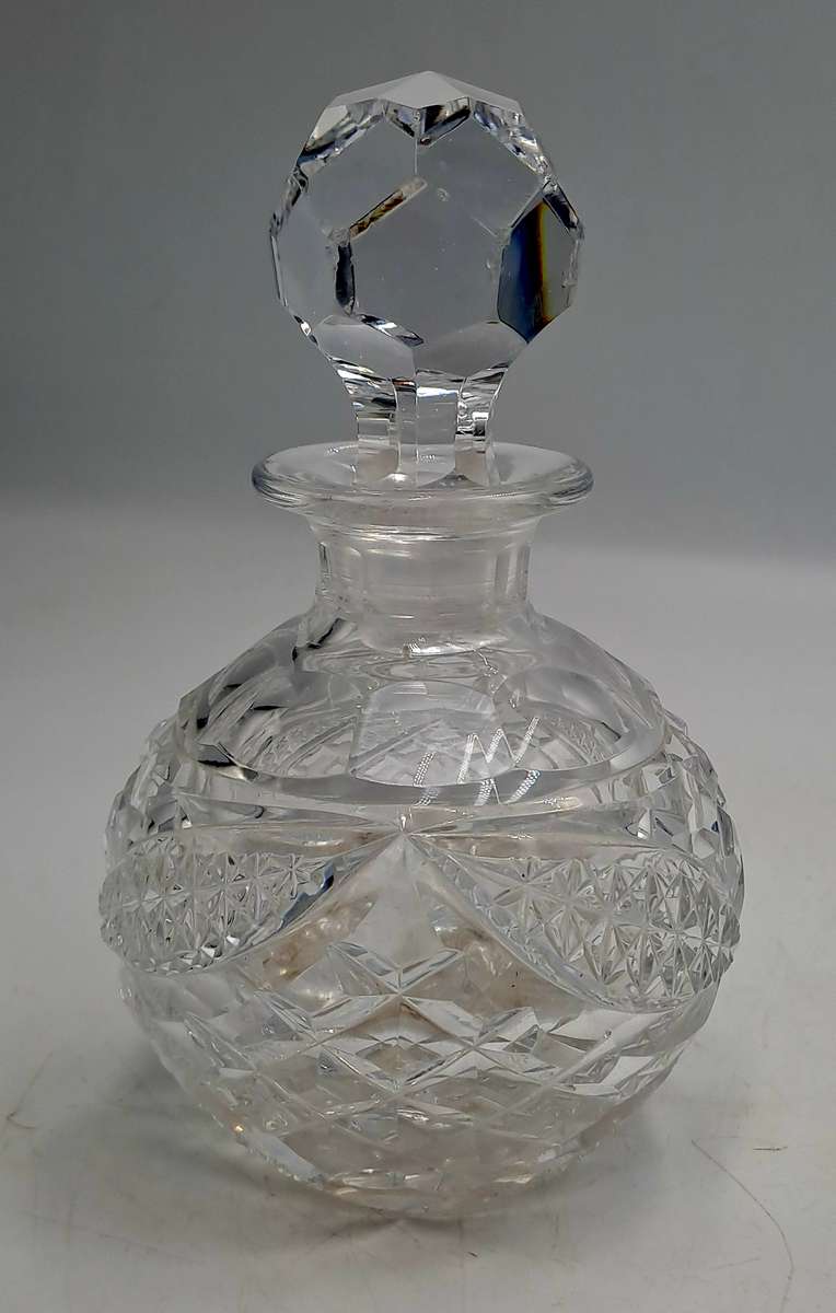 Antique Edwardian Cut Glass Perfume or Scent Bottle