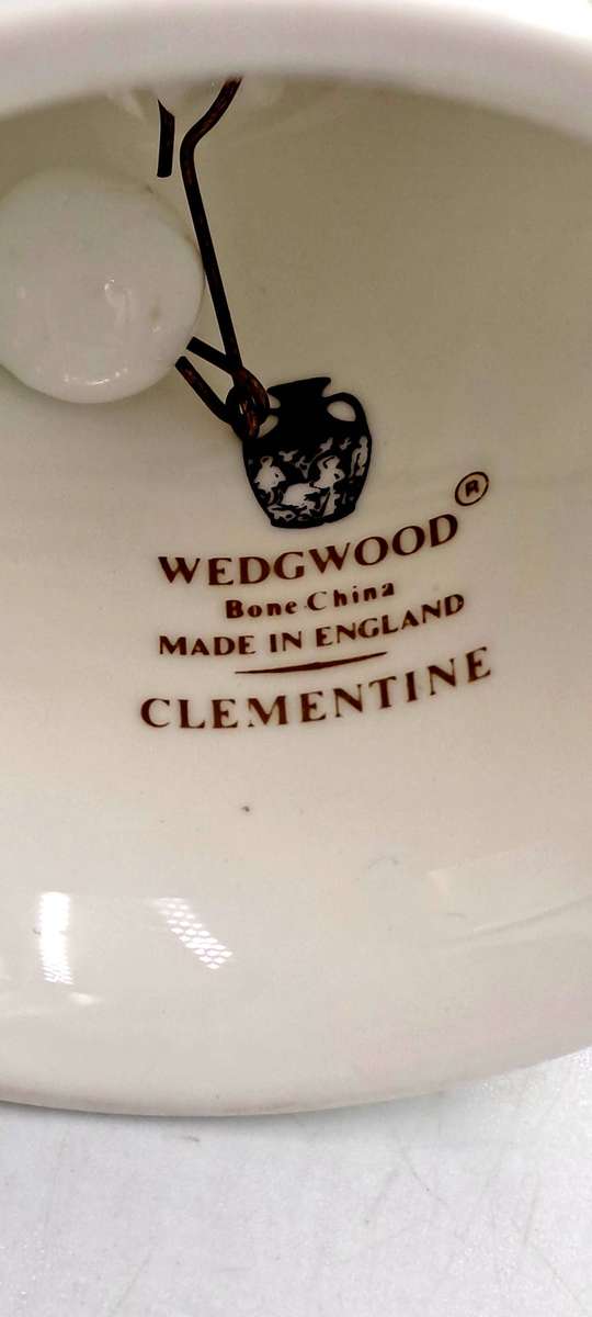 Vintage Wedgwood Clementine Bone China Porcelain Dinner Bell 11cm x 7,7cm