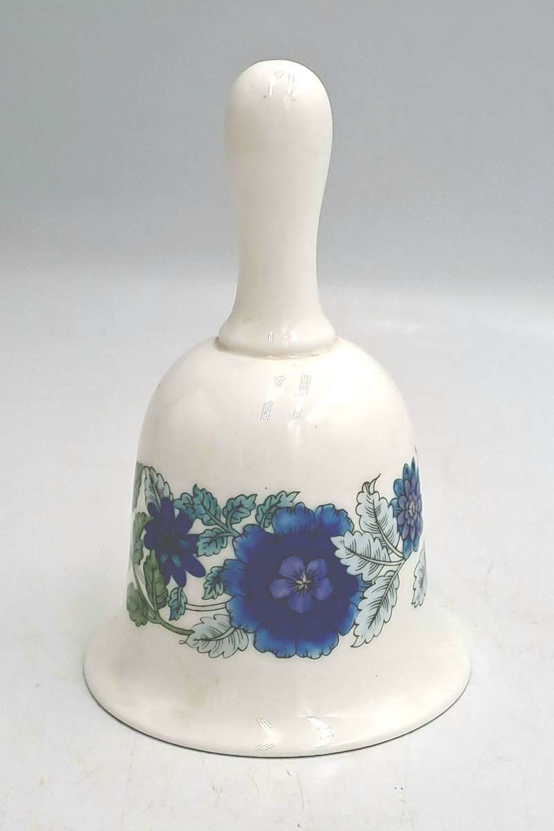 Vintage Wedgwood Clementine Bone China Porcelain Dinner Bell 11cm x 7,7cm