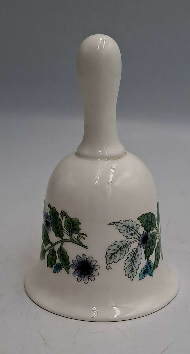 Vintage Wedgwood Clementine Bone China Porcelain Dinner Bell 11cm x 7,7cm