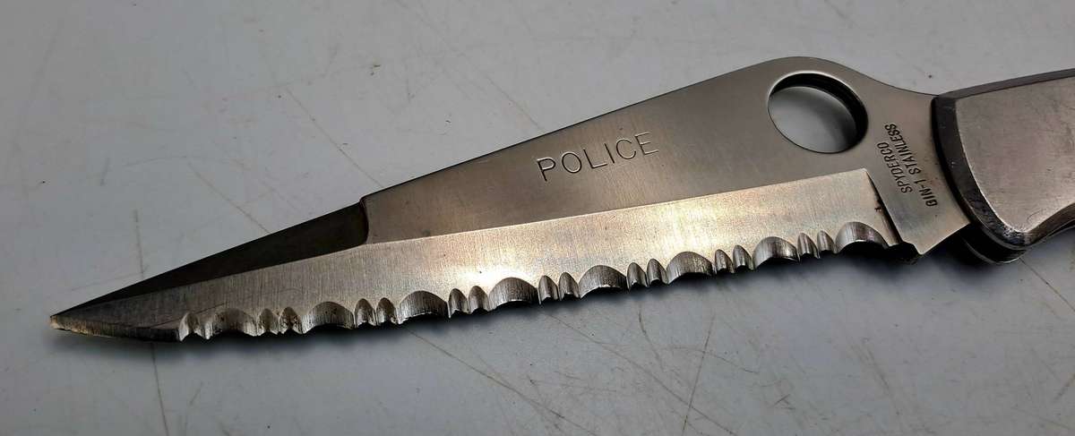 Police Spyderco Gin-1 Stainless Steel Seki-City Japan-US Patent 4347665