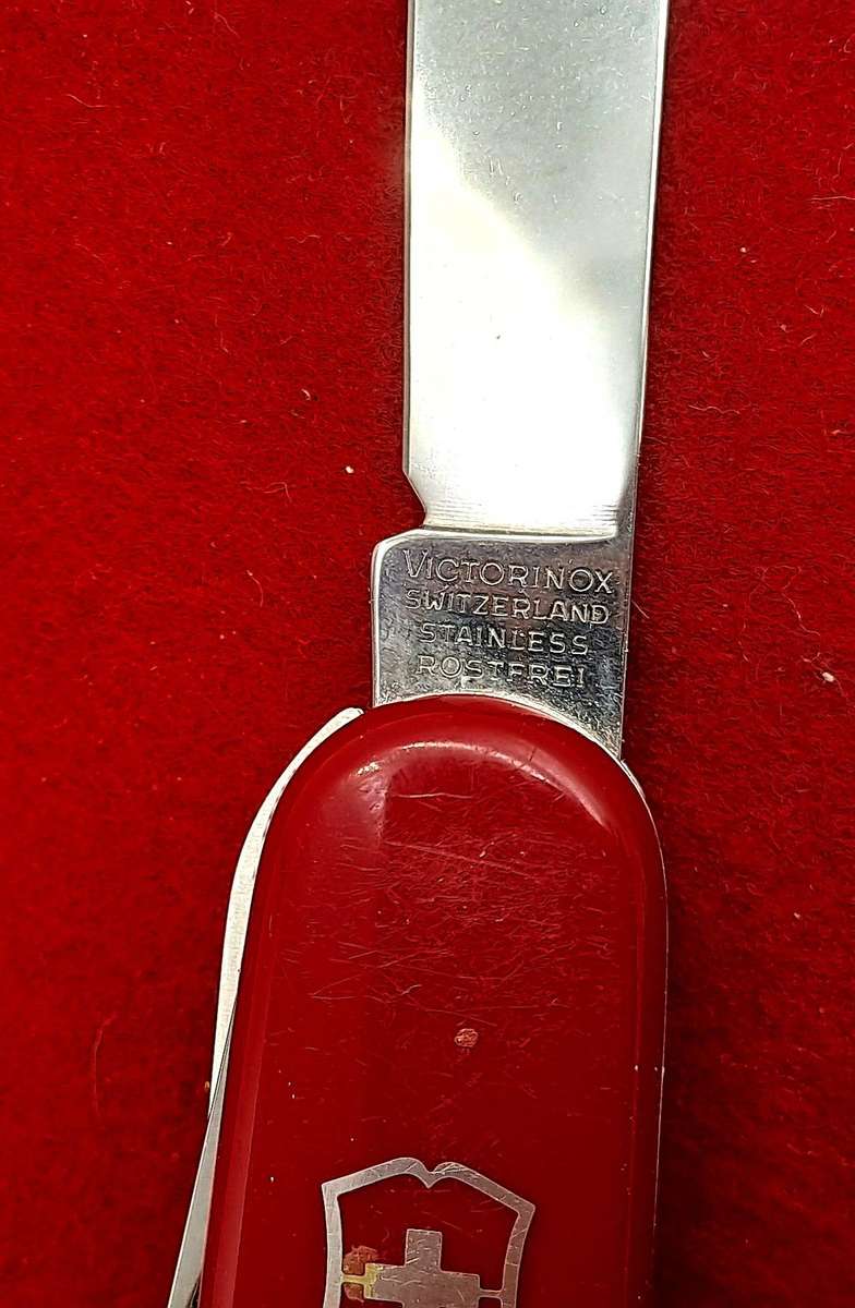 Victorinox Swiss Army "Camping" Multi-Purpose Pocket Knife