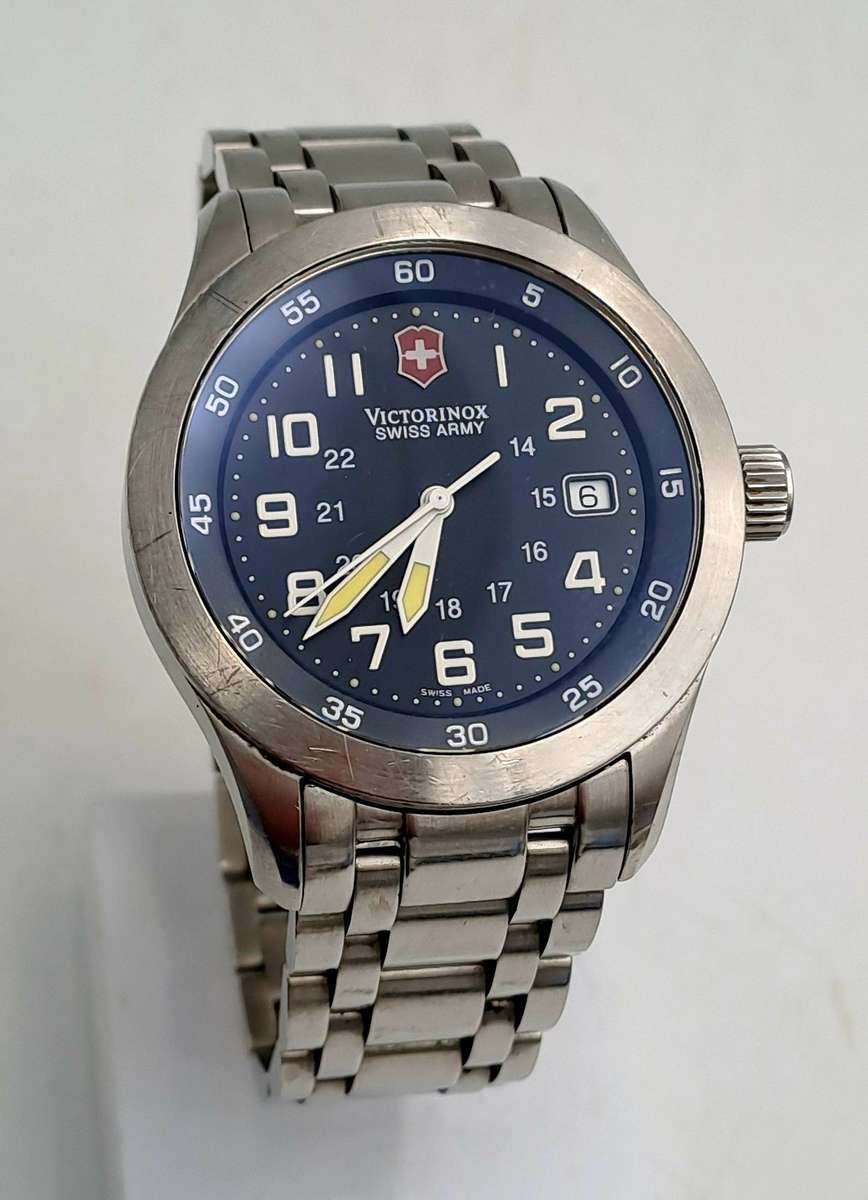 Pre-Owned Men's Victorinox Swiss Army Airforce Quartz watch V25039-Glow in the Dark Inlays