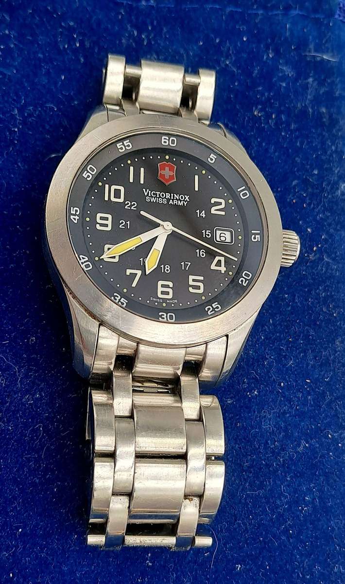 Pre-Owned Men's Victorinox Swiss Army Airforce Quartz watch V25039-Glow in the Dark Inlays