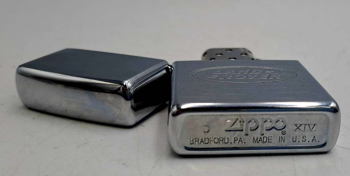 Vintage ZIPPO Lighter LANDROVER -great Spark need fluid Made in Bradford USA