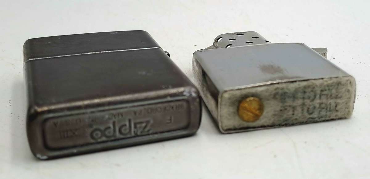 Vintage ZIPPO Lighter-great Spark need fluid Made in Bradford USA