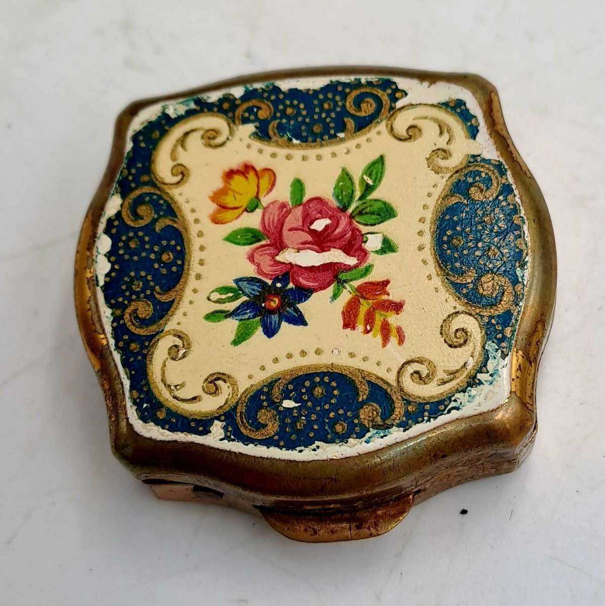 Small Vintage Stratton Pill Box Gold Enamel Floral Design-see patina