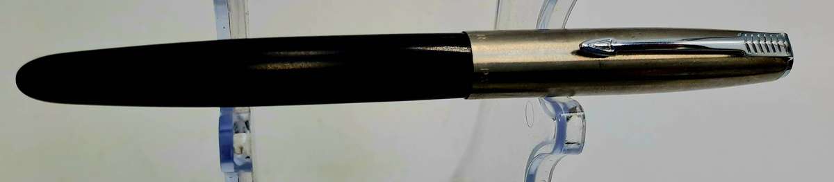 Pre-Owned Vintage Black Parker 21 Fountain Pen Made in USA