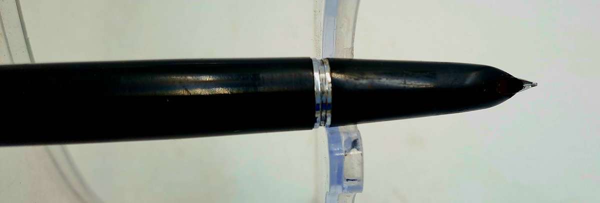 Pre-Owned Vintage Black Parker 21 Fountain Pen Made in USA