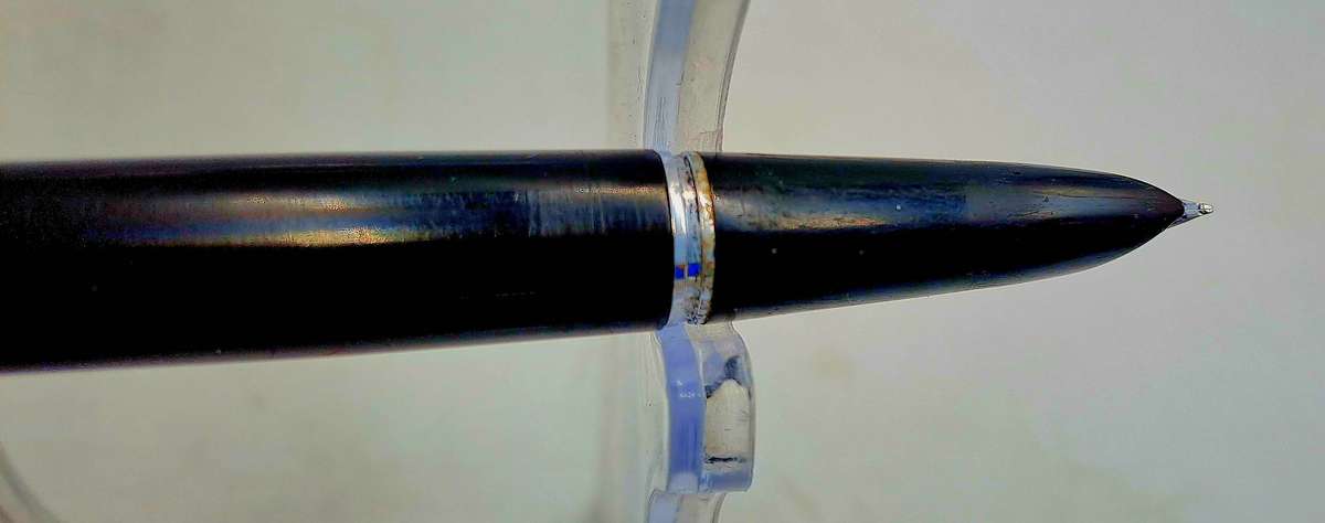 Pre-Owned Vintage Black Parker 21 Fountain Pen Made in USA