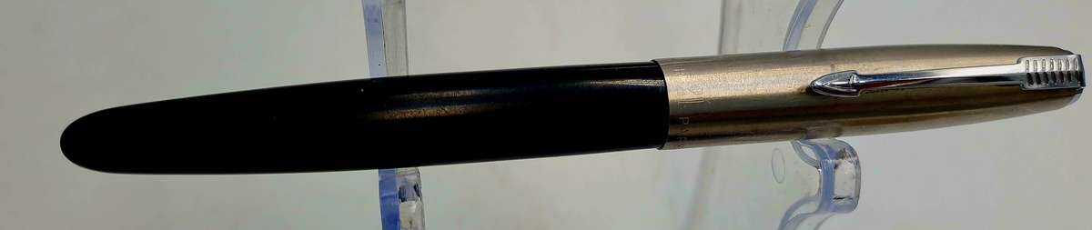 Pre-Owned Vintage Black Parker 21 Fountain Pen Made in USA