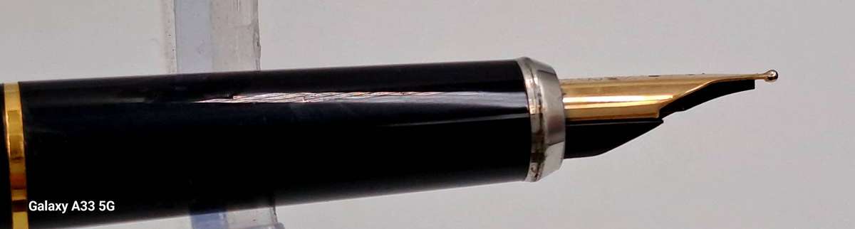 Pre-Owned Vintage 1/20 10ct Rolled Gold Cross Fountain Pen 14kt Gold Nib in case