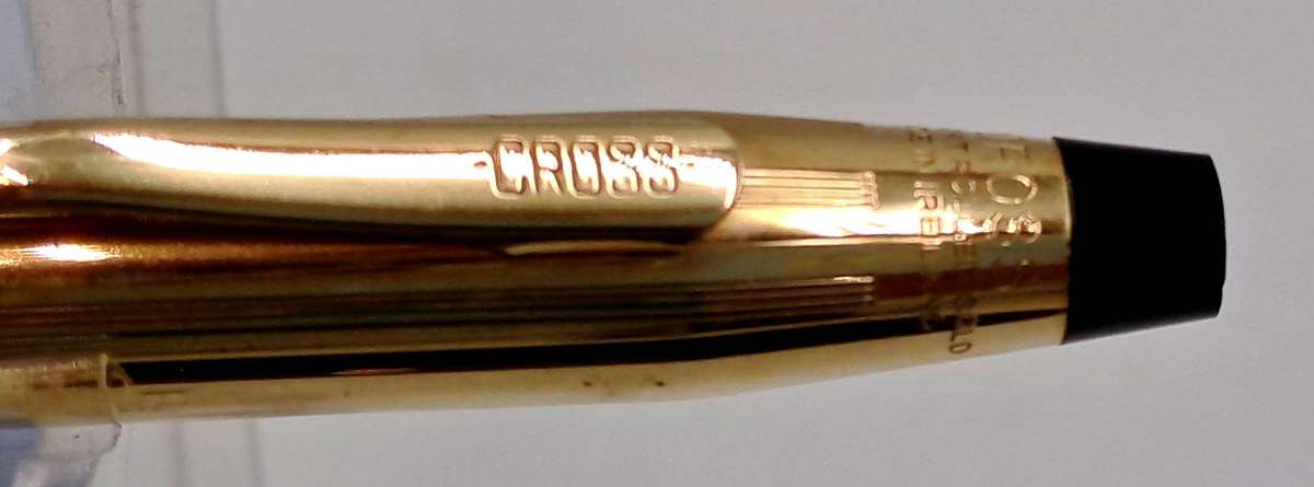 Pre-Owned Vintage 1/20 10ct Rolled Gold Cross Fountain Pen 14kt Gold Nib in case